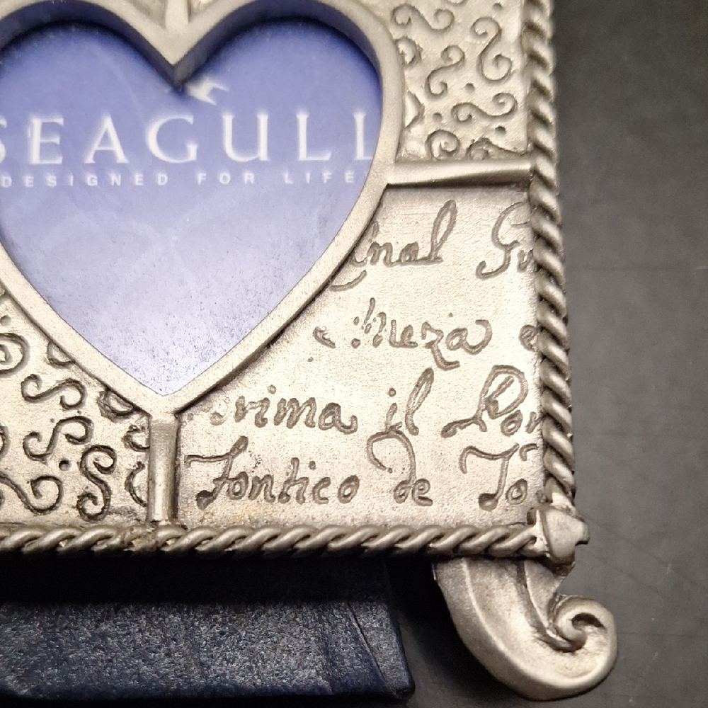 VTG Seagull Pewter Heart Photo Frame | Divinity’s Splendour-Glow Made in Canada - Picture 8 of 10